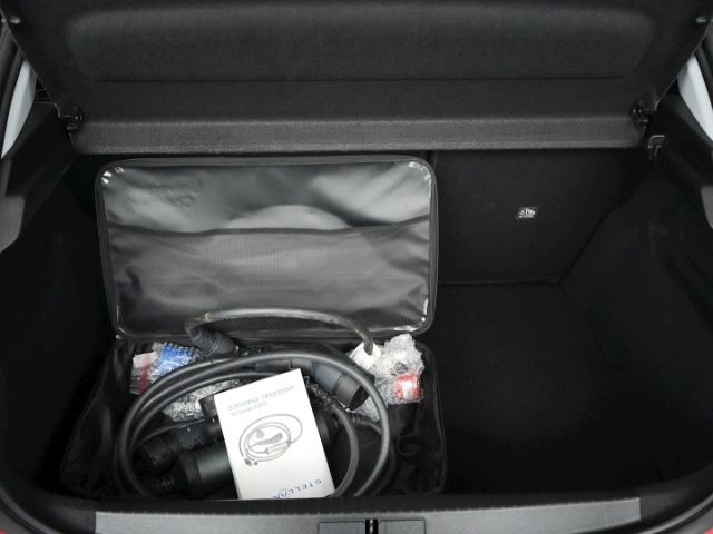 Corsa-e F ELECTRIC ELEGANCE 50kWh AT+LED+SITZ-/L