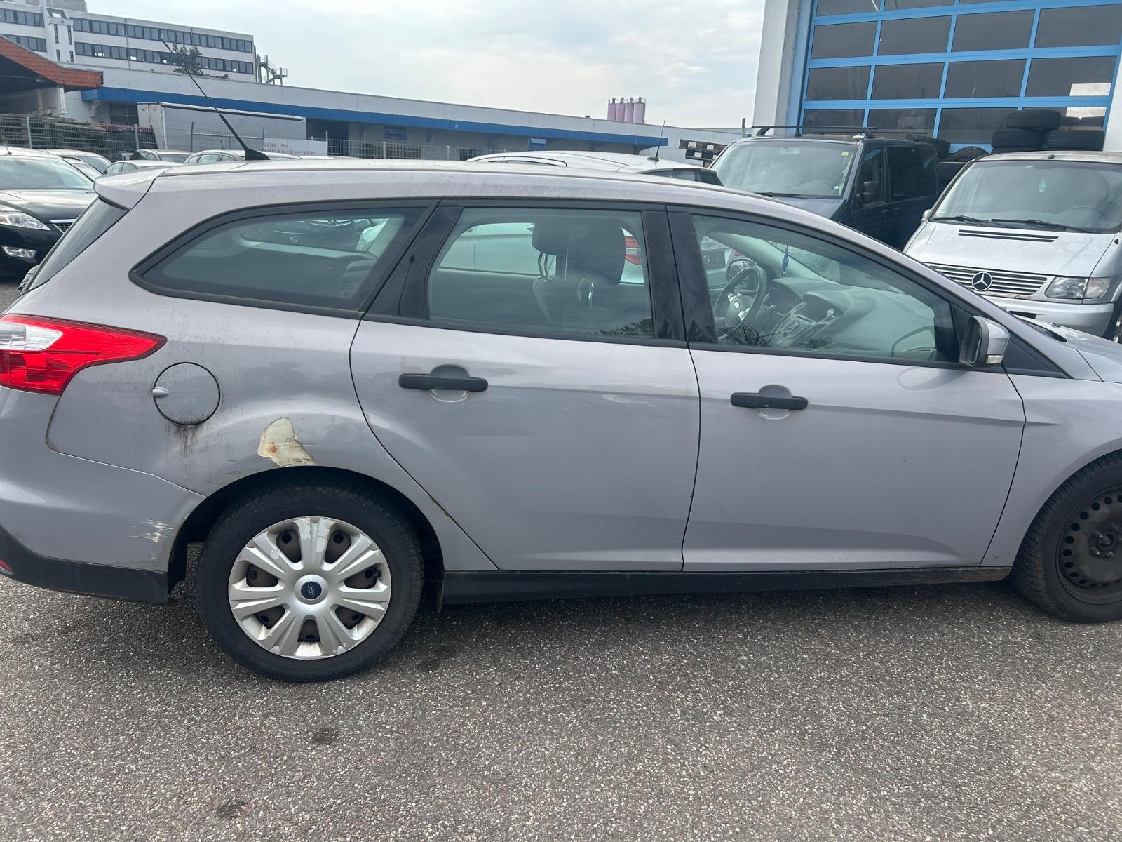 Ford Focus 2013 — photo 7