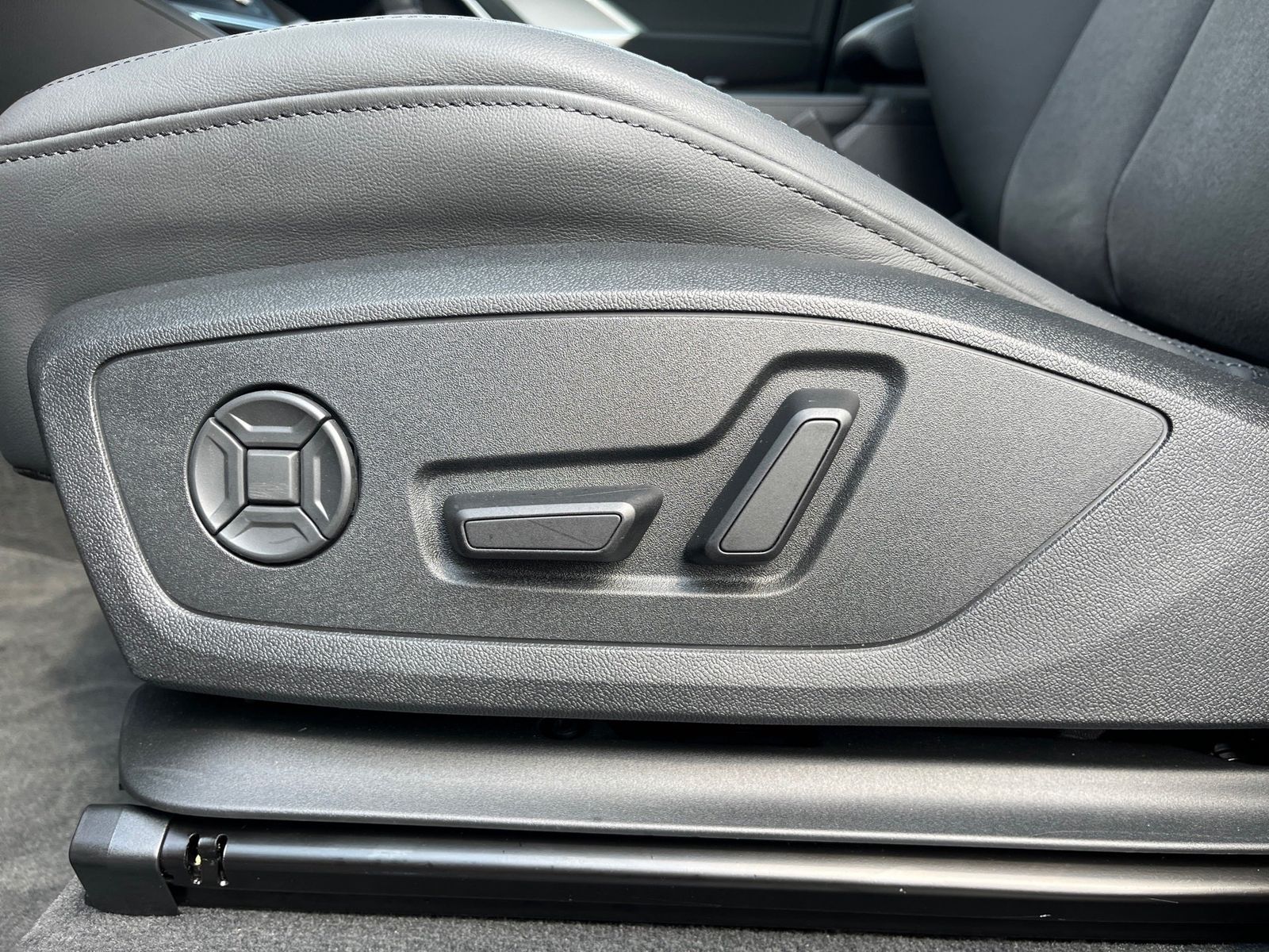 Audi Q3 - Bild 8