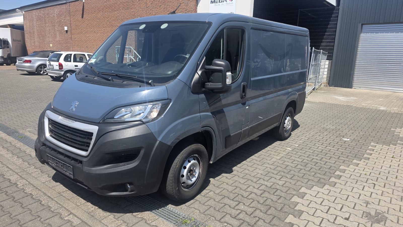 PEUGEOT Boxer