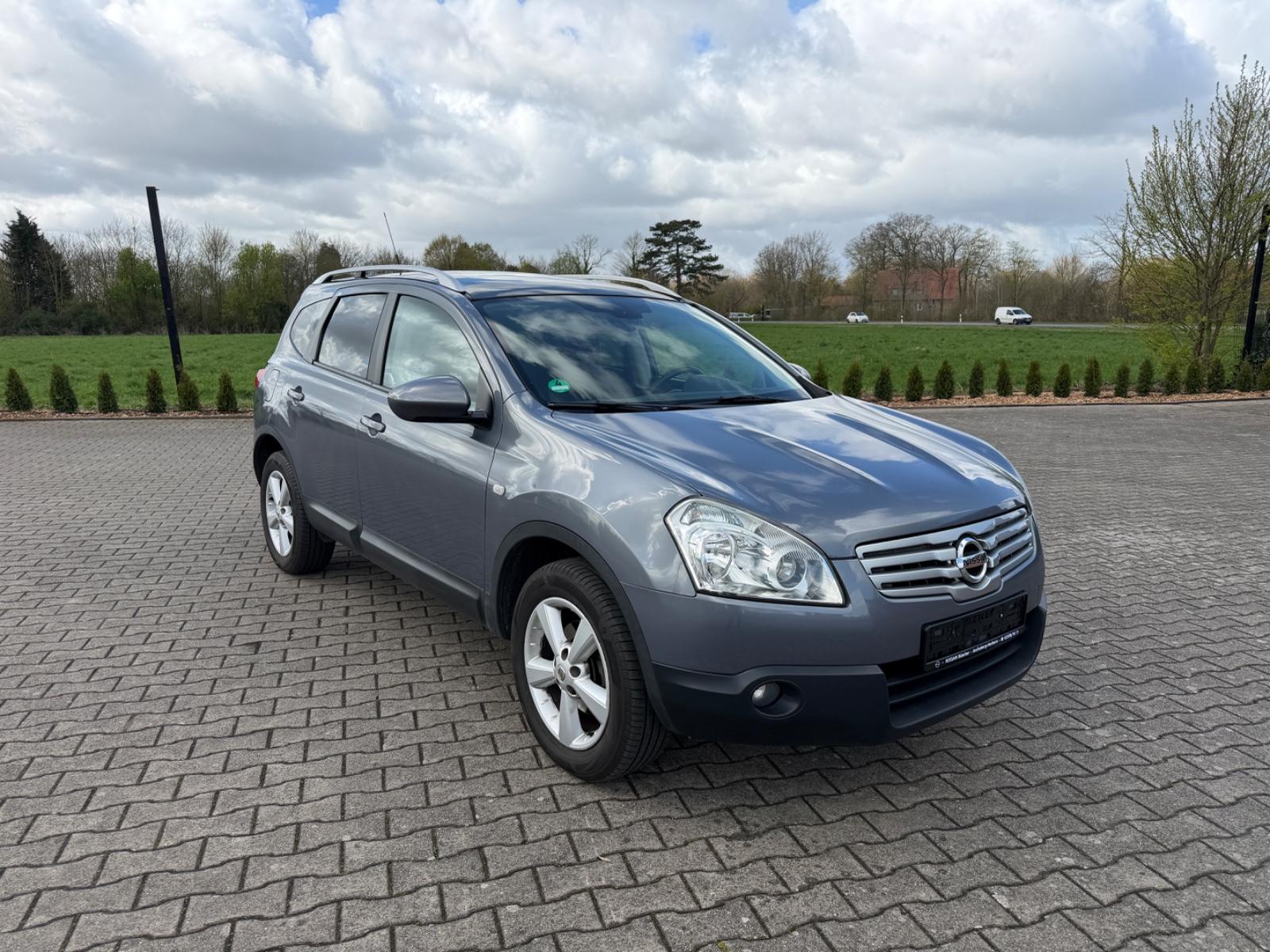 Nissan Qashqai+2 Acenta 7-Sitze 1.Hand Panorama PDC Alu
