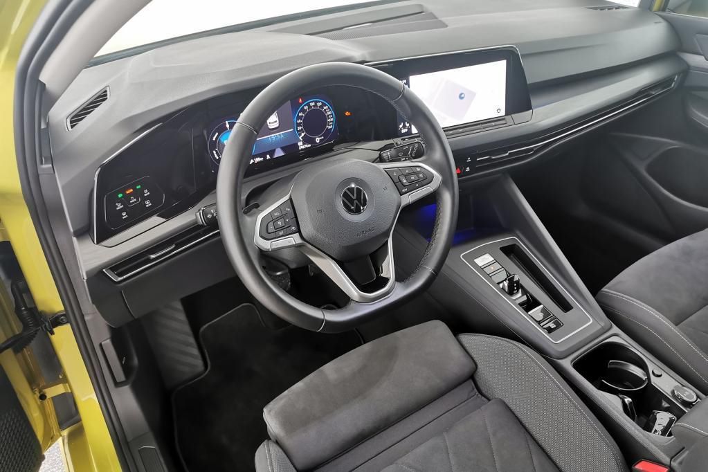 Volkswagen Golf Style 1.4 TSI eHybrid 150kW AHK*Nav*PDC*RFK