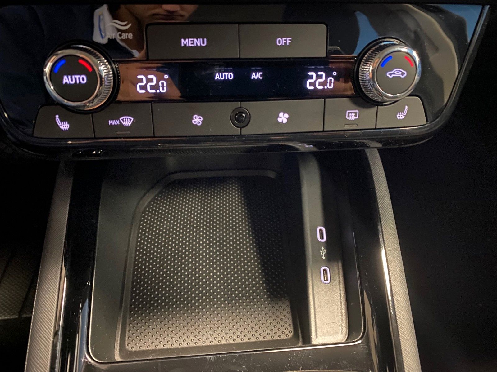 Fahrzeugabbildung SKODA Kamiq 1.5 TSI DSG Selection+SITZHEIZUNG+KAMERA++