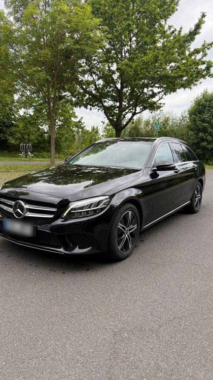 Image of Mercedes-Benz C 200