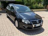 Volkswagen Passat 2.0 TDI DPF Var. Comfortline - Volkswagen Passat aus 2009: TDI