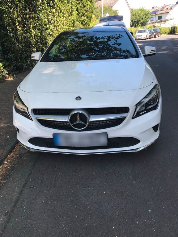 Image of Mercedes-Benz CLA 180 Shooting Brake