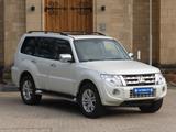 Mitsubishi Pajero 3.2 DI-D Edition 30*1 HD*7SITZER*LEDER*SH - gebrauchte Mitsubishi Pajero aus dem Jahr 2014