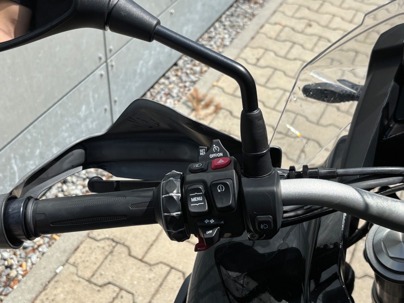 Fahrzeugabbildung BMW F 850 GS Adventure Triple Black Tieferlegung