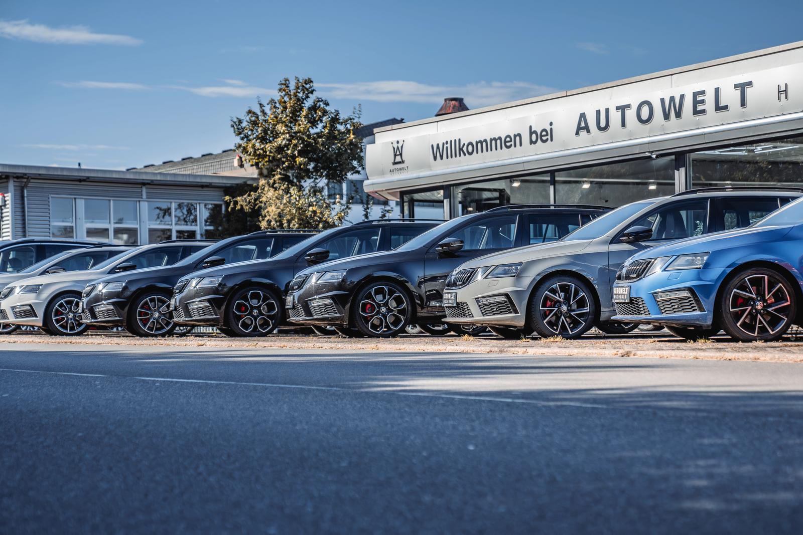showroom-image-bottom