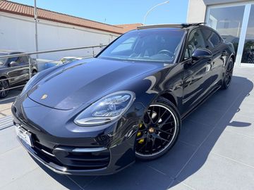 Porsche Panamera - 3