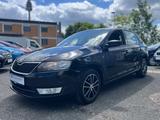 Skoda Rapid 1.6 TDI DSG/ Automatik/Klima/Temp./SHZ/PDC - Skoda Rapid mit Diesel-Antrieb