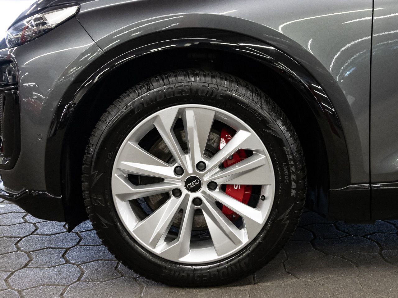 Audi SQ6 e-tron - Bild 13
