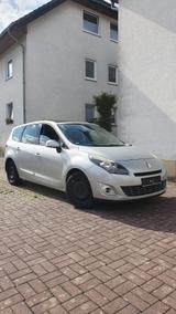 Renault Grand Scenic 1.4 L - gebrauchte Renault Grand Scenic aus dem Jahr 2010