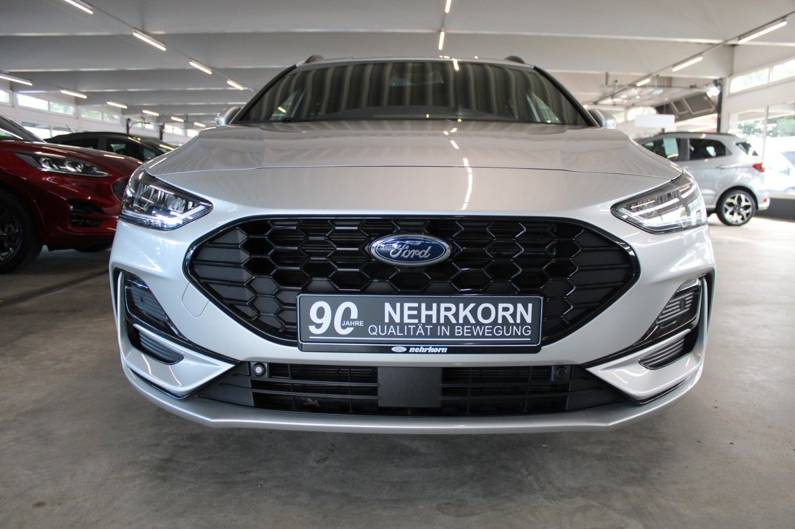 Fahrzeugabbildung Ford Focus ST-Line Turnier Automatik LED ACC CAM uvm.