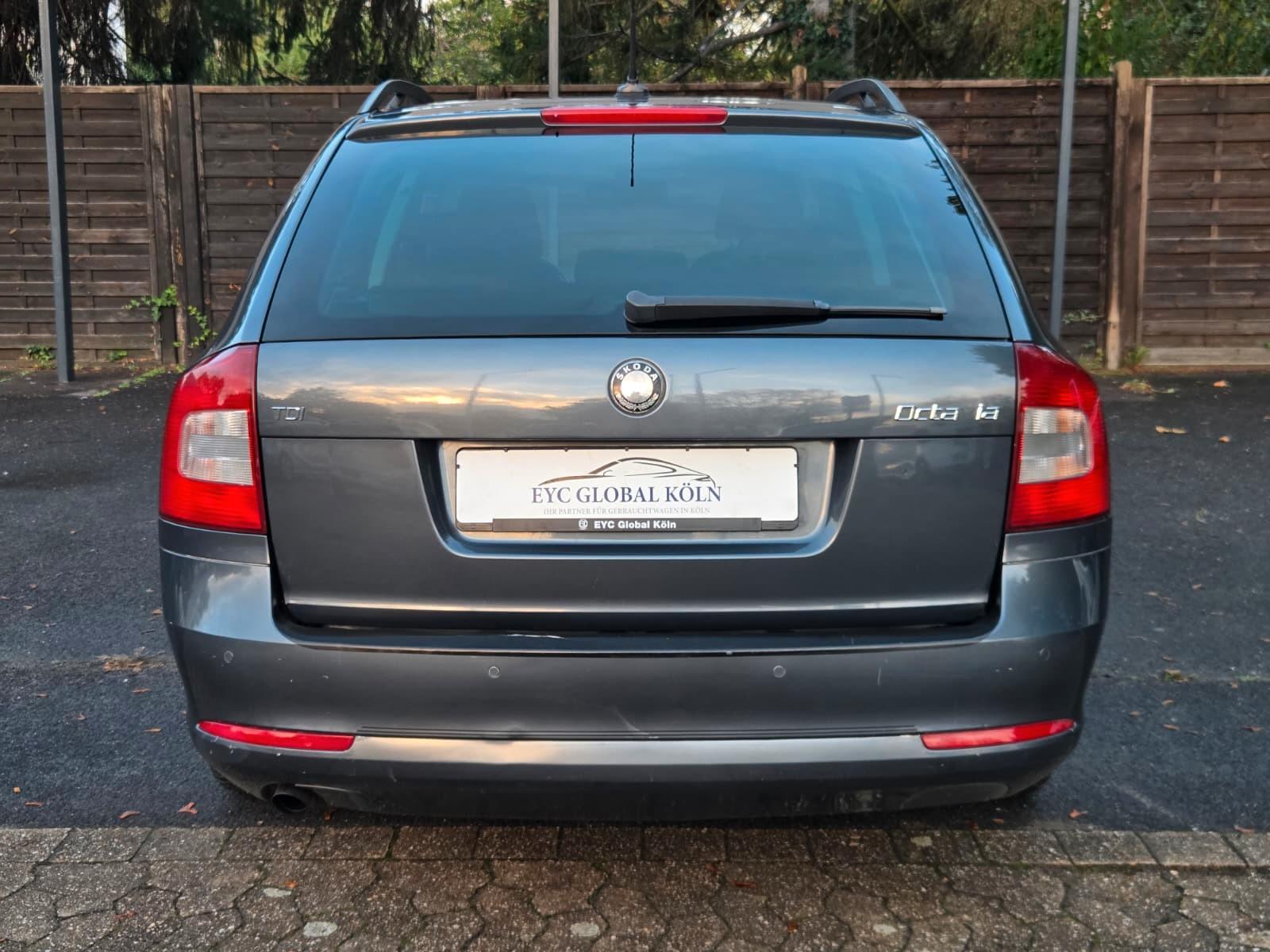 Skoda Octavia 2010 — photo 27