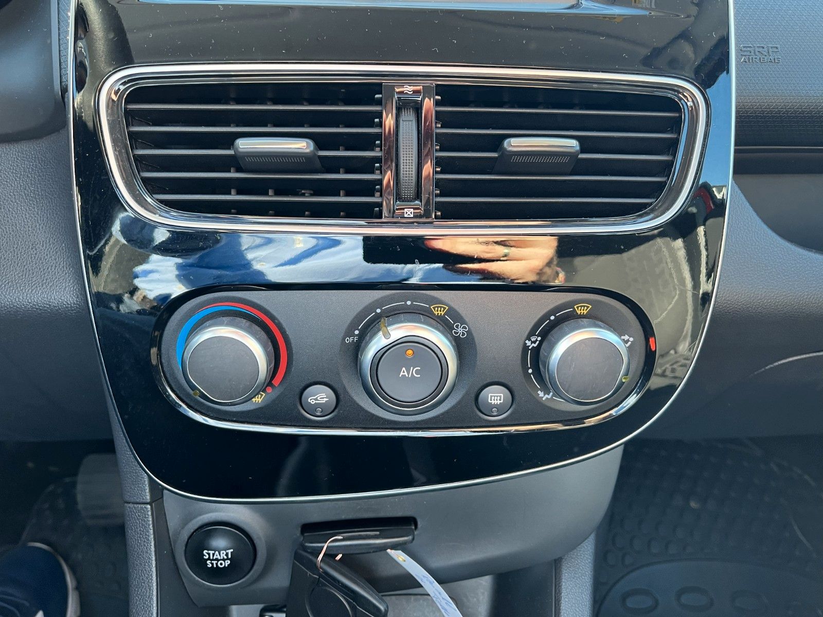 Fahrzeugabbildung Renault Clio IV Limited