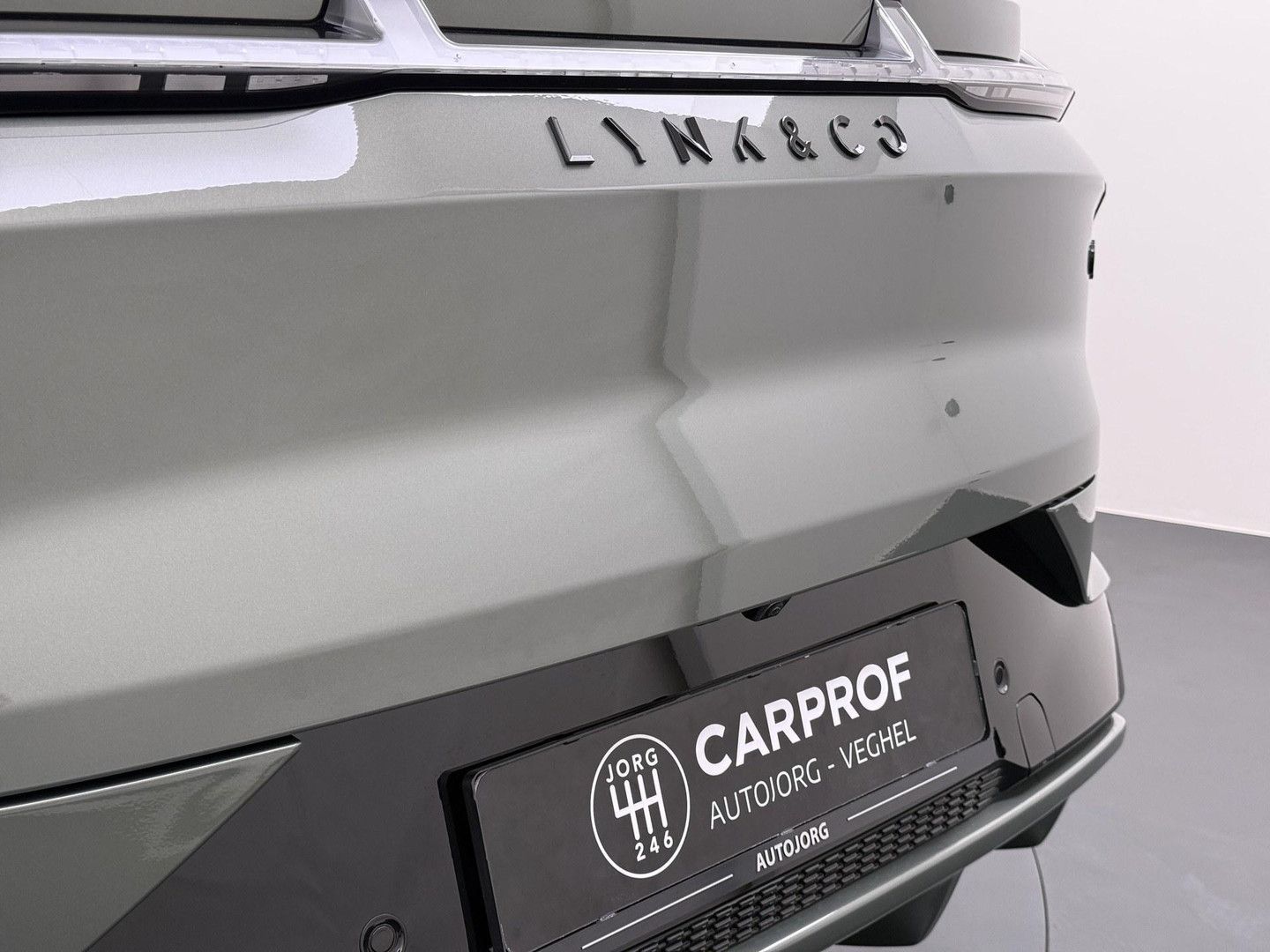 Lynk & Co 08