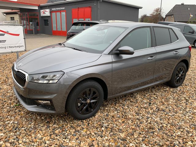 Skoda Fabia Style 110PS DSG NAVI/ALU/PDC/5J.Garantie