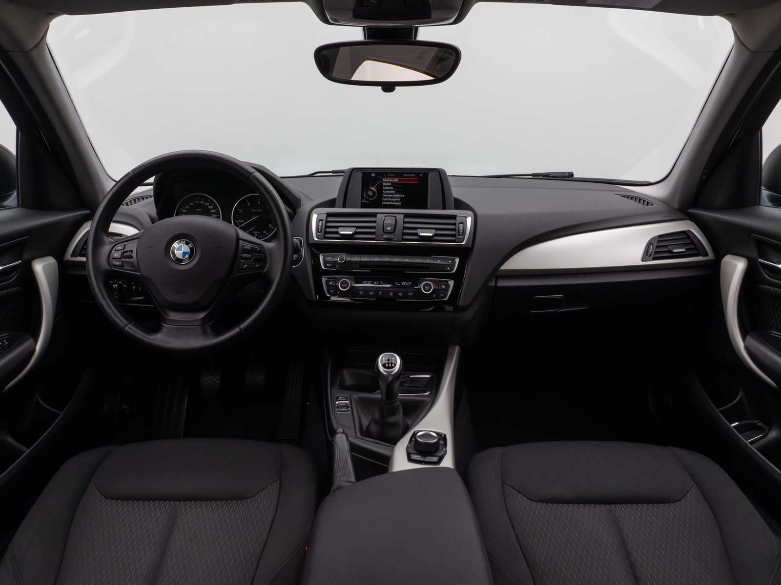 Fahrzeugabbildung BMW 118d Advantage PDChint Sitzhzg Geschwindigkeits