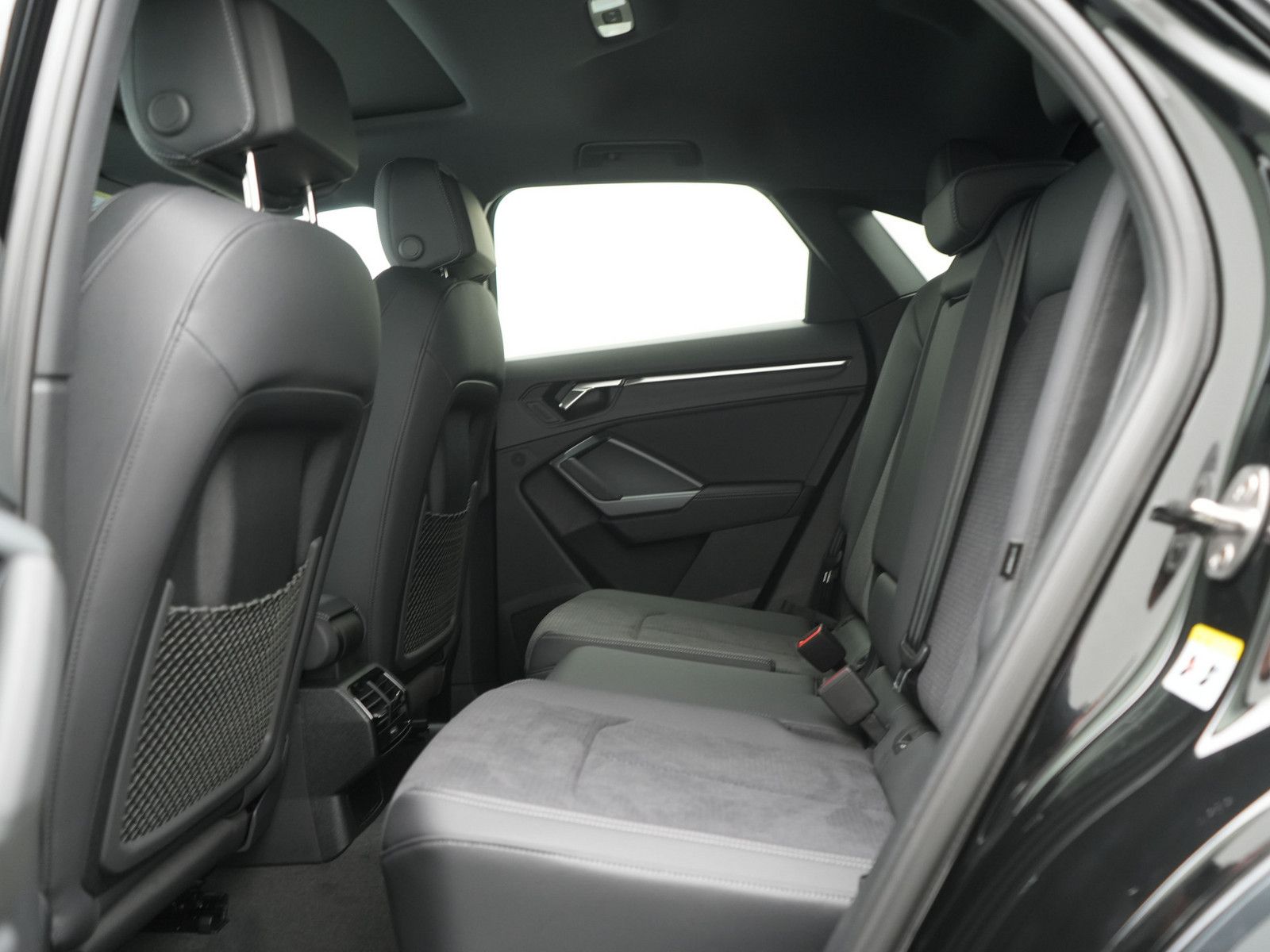 Audi Q3 - Bild 18