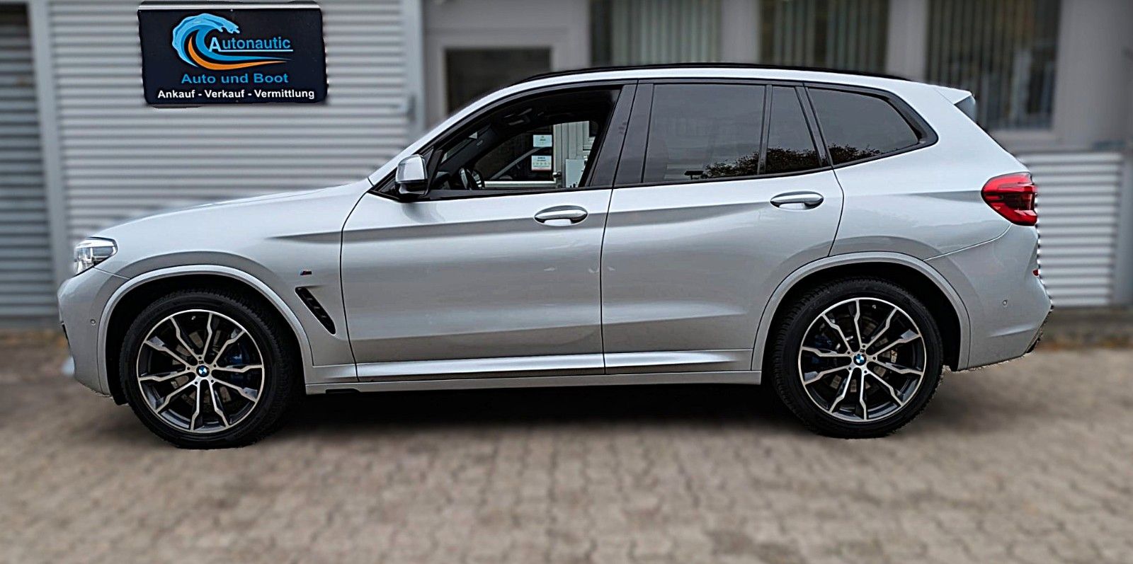 Fahrzeugabbildung BMW X3 M40d SAG*LEDER*PANO*H/K SOUND*ACC*CAM*20"VOLL