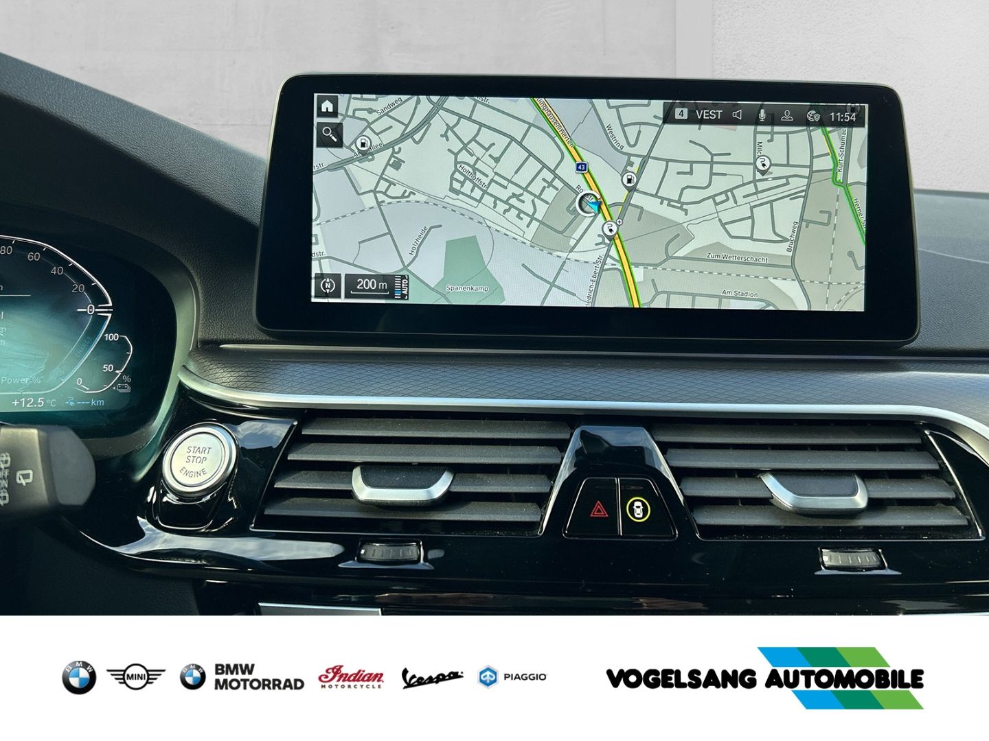 Fahrzeugabbildung BMW 530 e xDrive,Laserlicht,M Sport,AHK,HUD,RFK,ACC,