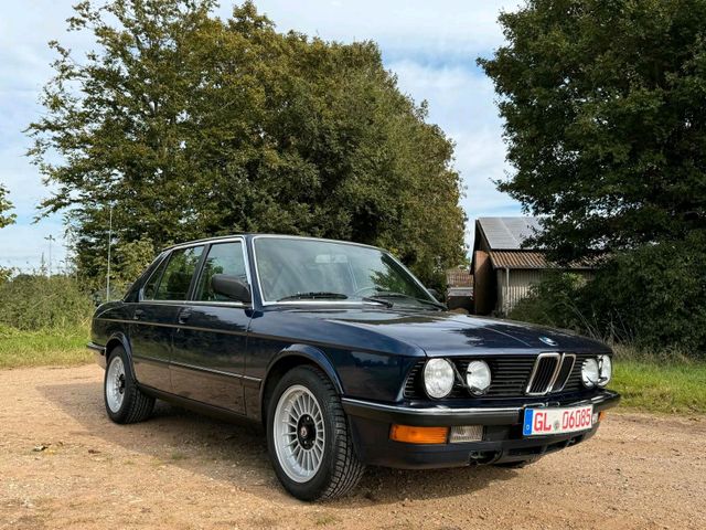 BMW bmw e28 535i