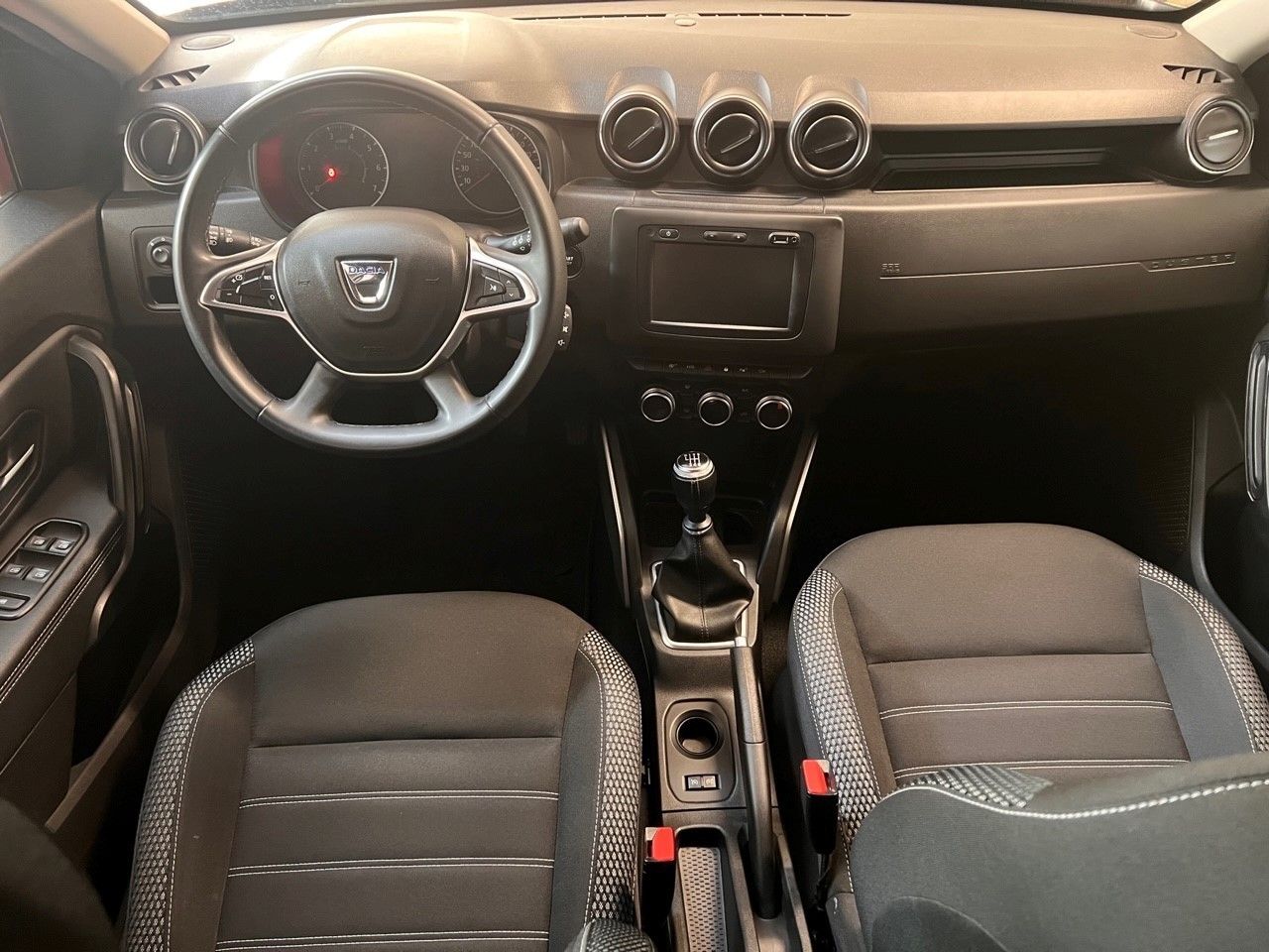 Fahrzeugabbildung Dacia Duster Adventure TCe 150 Navi Kamera