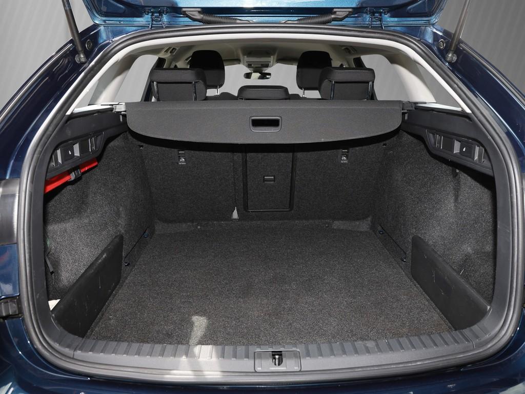 Skoda Octavia 2022 г. Синий, пробег 49829 км
