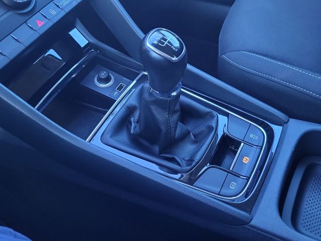 Karoq 1.0 TSI Ambition Front Assist Sitzhzg.