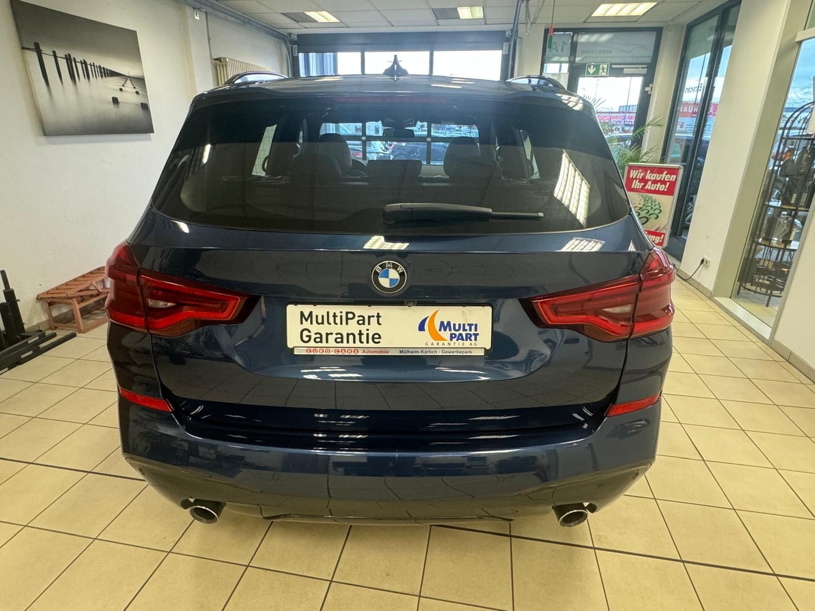 Fahrzeugabbildung BMW X3 xDrive30 d M Sport/LED/AHK/1.HAND/PANO/HEADUP