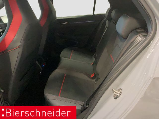 Volkswagen Golf 8 GTI 2.0 TSI DSG Clubsport 19 MATRIX PANO foto 15