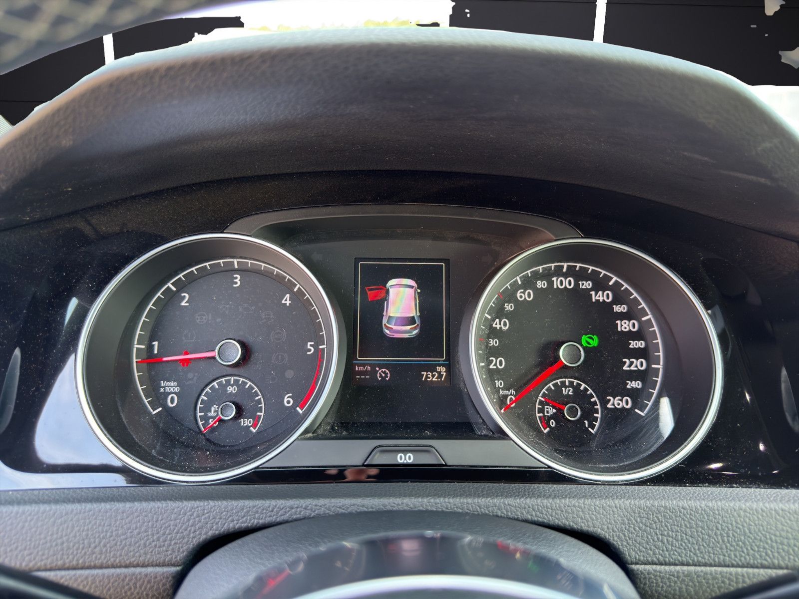 Fahrzeugabbildung Volkswagen Golf R-Line Apple /Szhzg/1.Hand/DAB/LED/Klimaaut