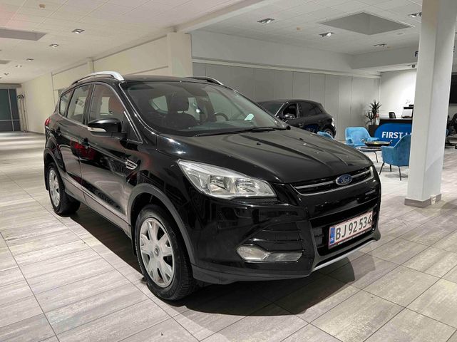 Ford Kuga 2,0 TDCi 4x2 110kW Titanium