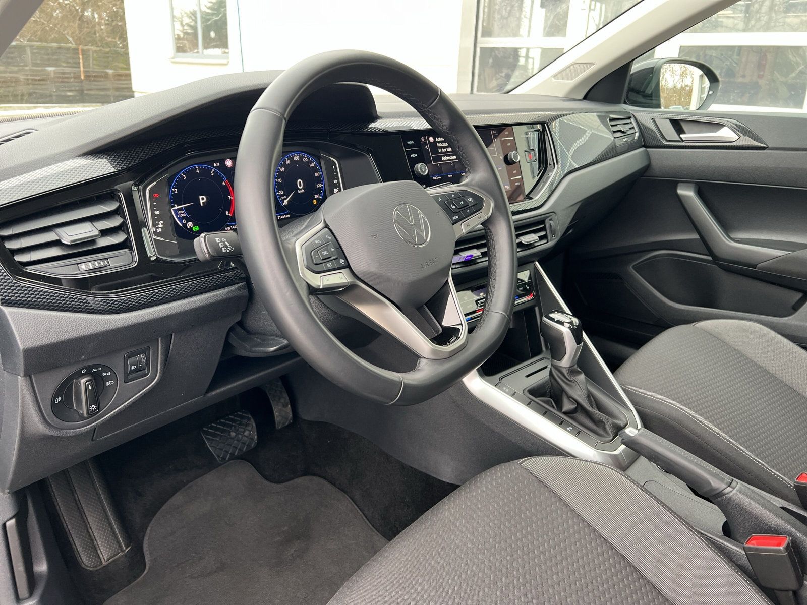 Fahrzeugabbildung Volkswagen Taigo 1.0 TSI DSG Life LED VIRTUAL NAVI SHZ