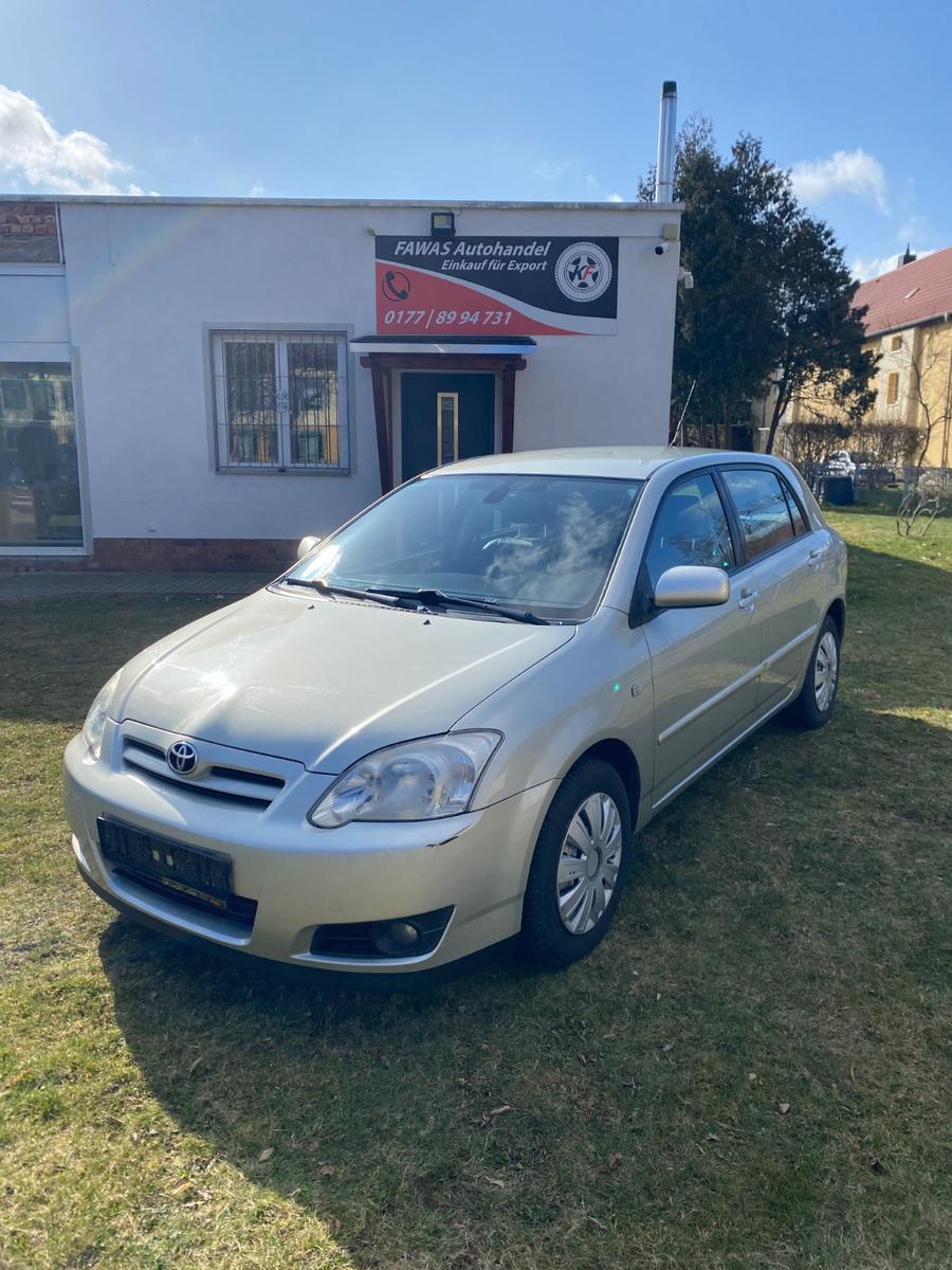 Toyota Corolla 2.0 D-4D Executive / Compact