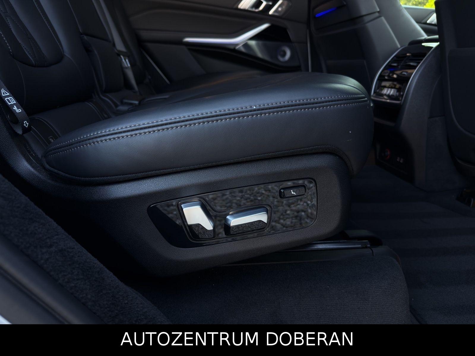 BMW X7 M50d SkyLounge Night B&W Laser Sthz Softclose