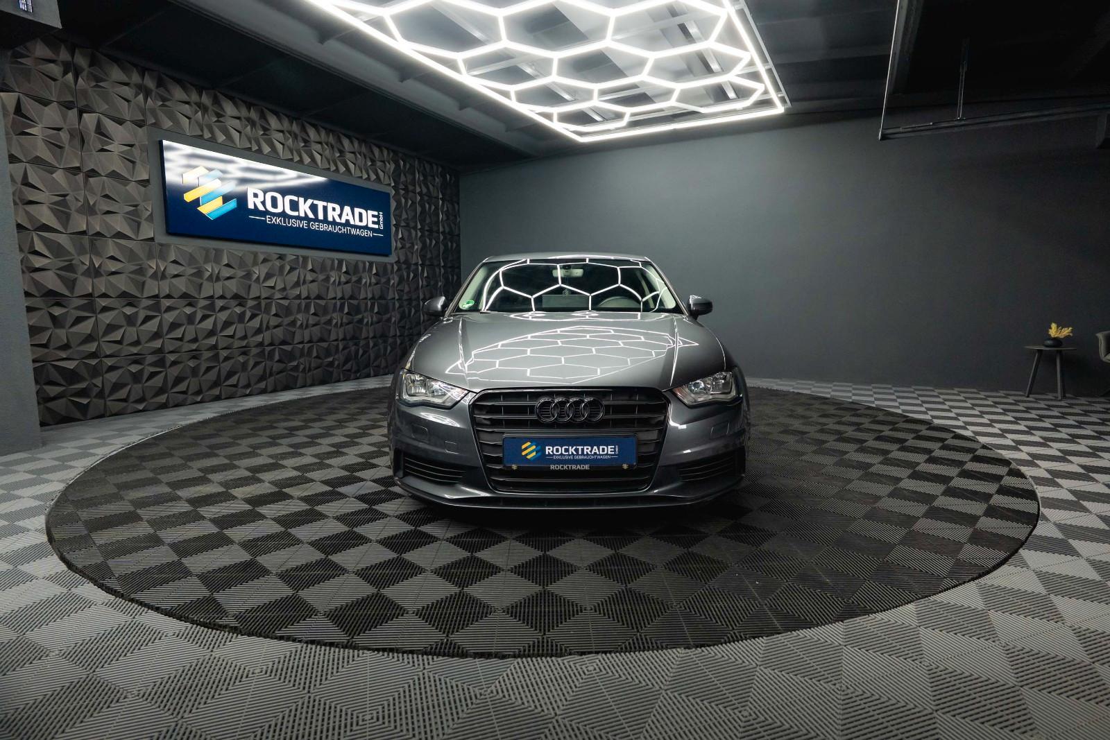 Audi A3 Limousine 1.4 TSI Sport Automatik *Alcantara*