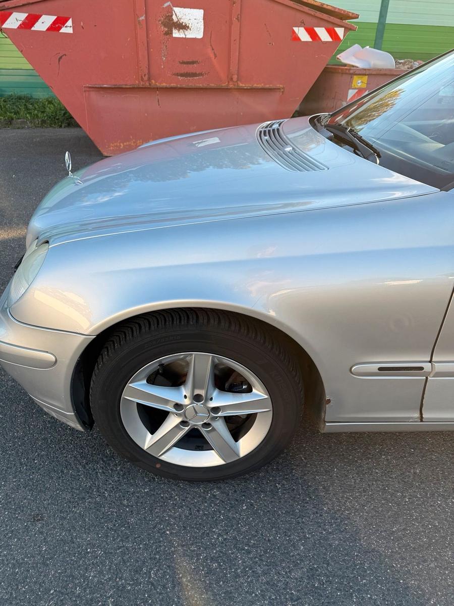 Mercedes-Benz C180 2004 — photo 8