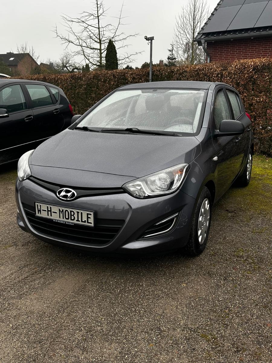 Hyundai i20 FIFA World Cup Edition