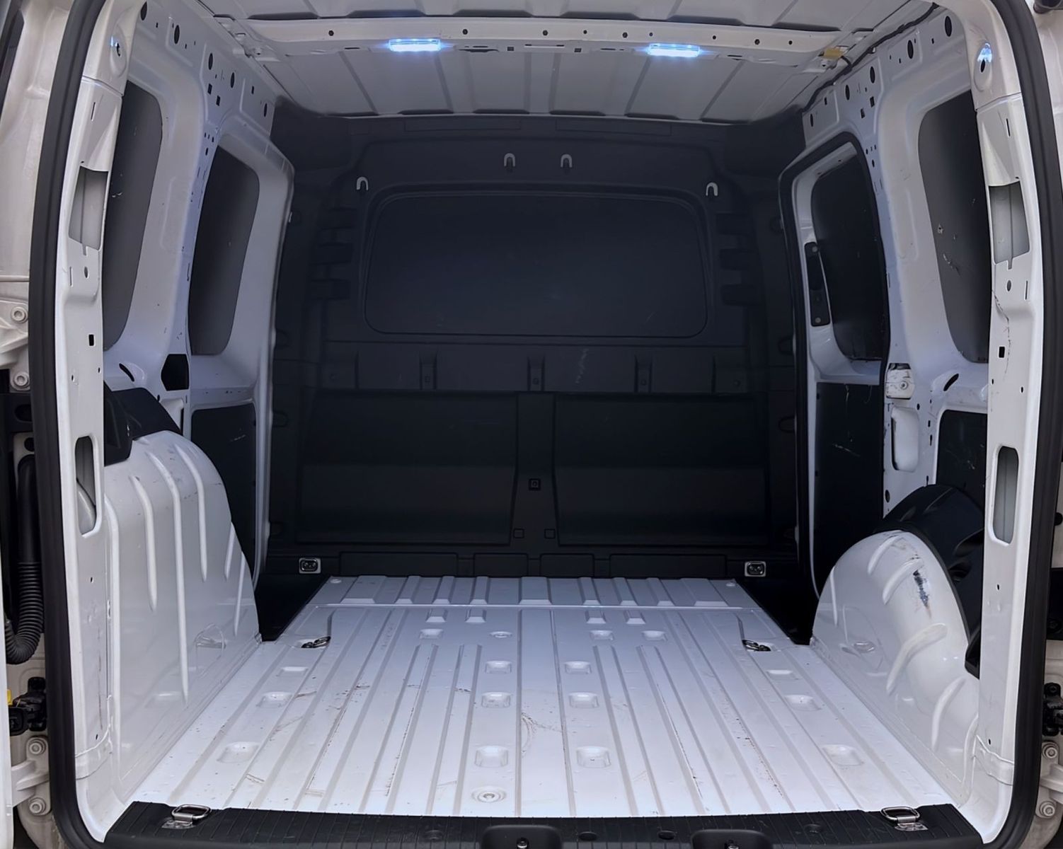 Volkswagen Caddy - Bild 4