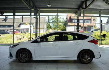 Ford Focus - 11