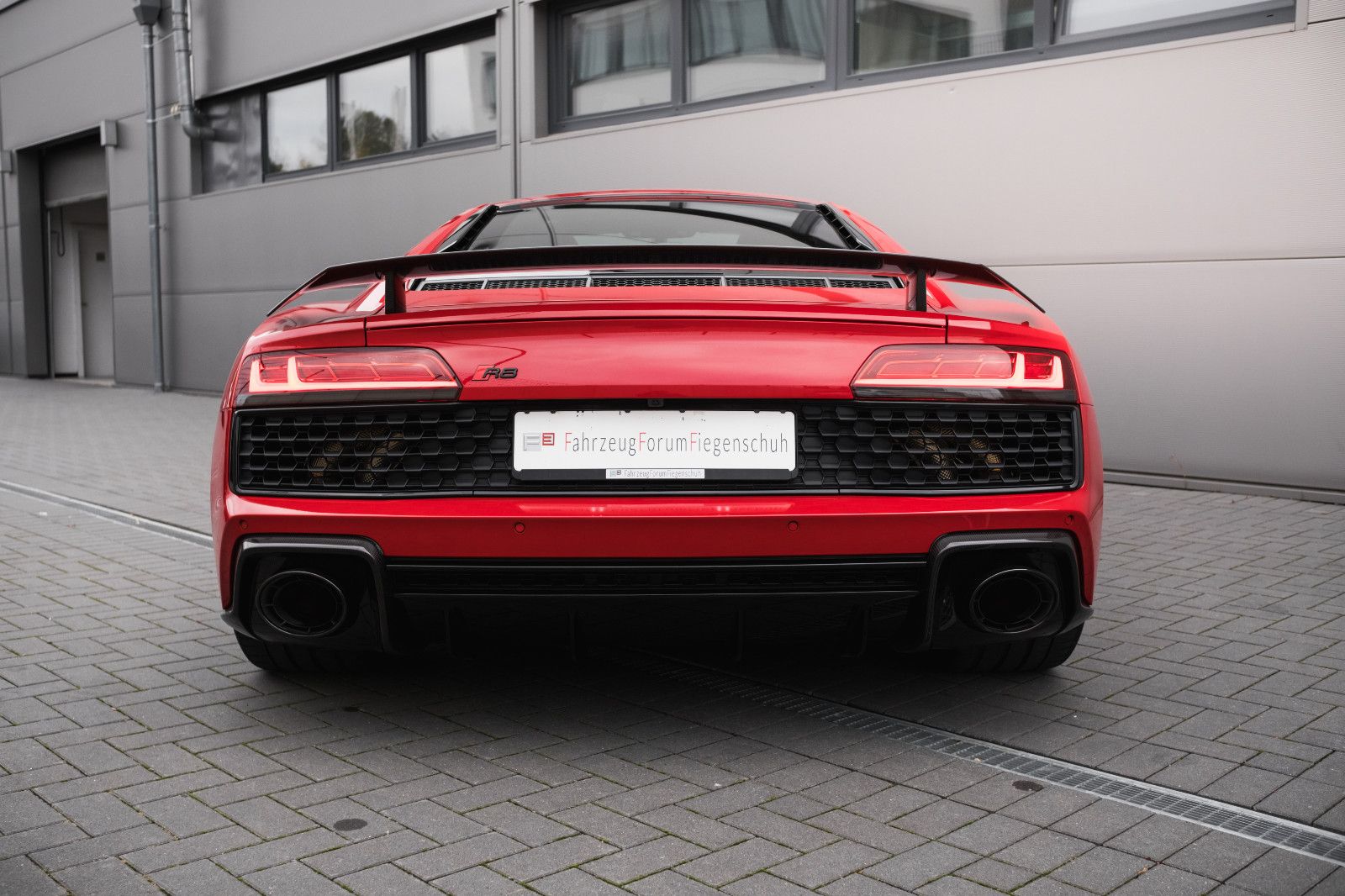 Fahrzeugabbildung Audi R8 Coupe 5.2 FSI quattro performance-TOP-Steuer!