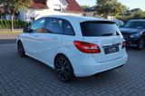Mercedes-Benz B 180 CDI Motorlampe aktiv - Mercedes-Benz mit Diesel-Antrieb: Motor