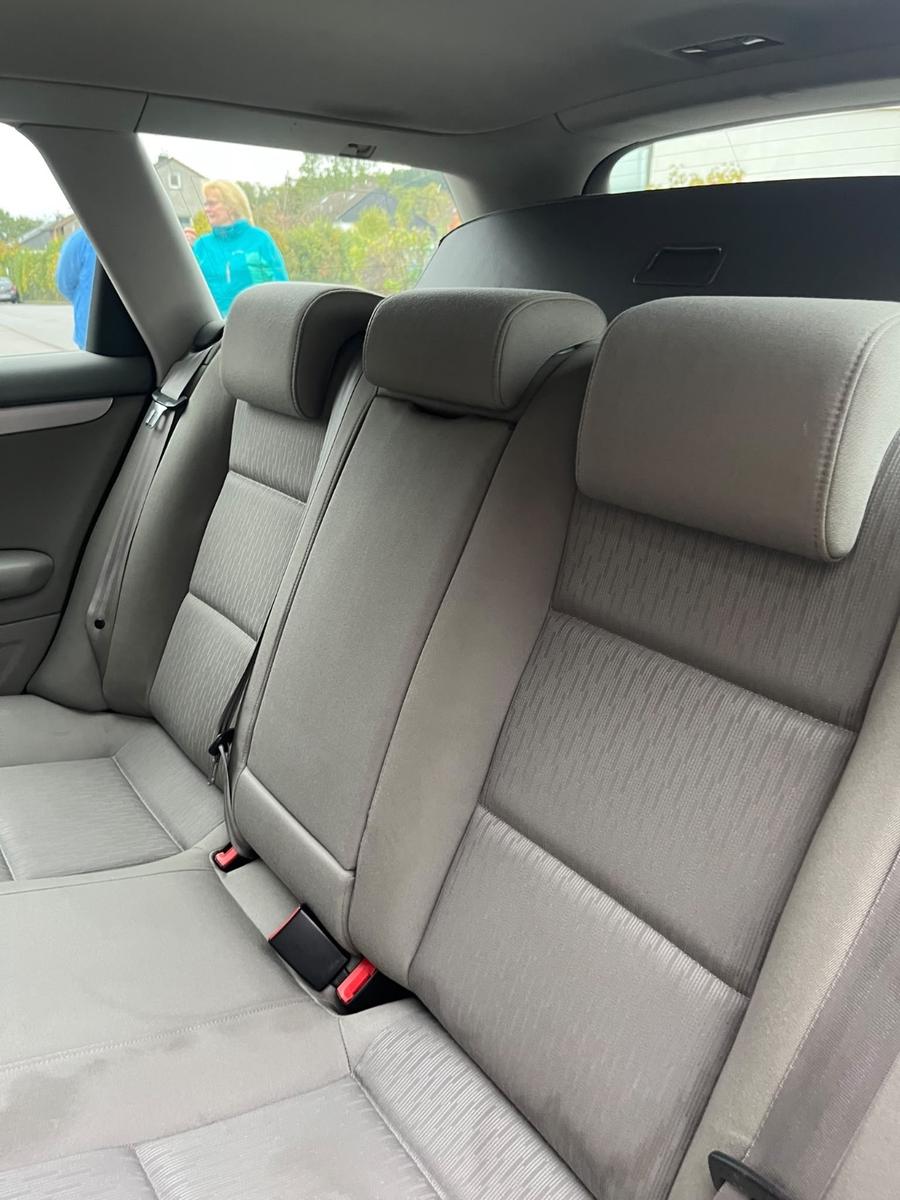 Audi A4 2006 — photo 12