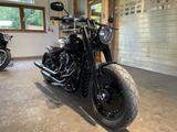 Harley-Davidson FLHCS/FLSBS Fat Boy/Heritage Custom Bike Umbau - HARLEY-DAVIDSON UMBAU