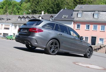 Mercedes-Benz C 300 e T AMG Line*Pano,Distronic+,Head-Up,360°