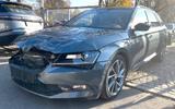 Skoda Superb Combi SportLine Bi-Xenon*Pano*Mem.*Canton - Skoda: Unfallwagen