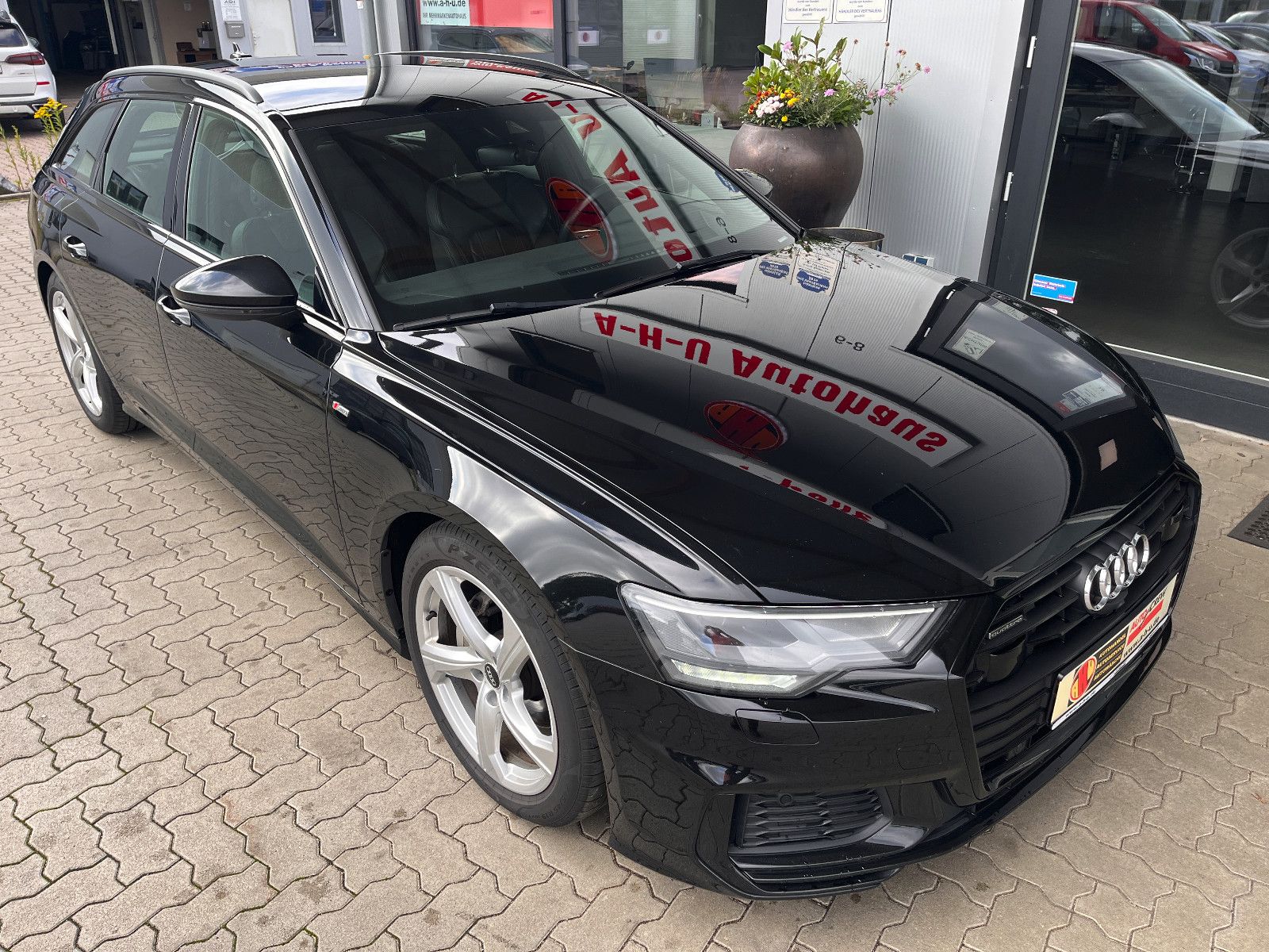 Fahrzeugabbildung Audi A6 Avant 40 TDI quattro sport S-line