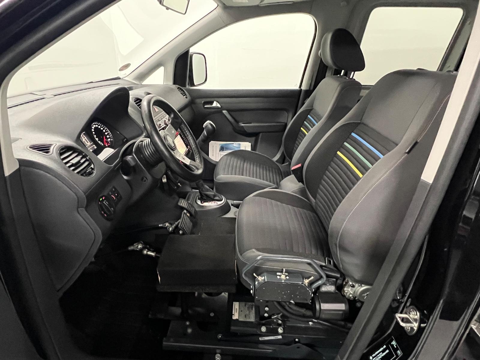 Volkswagen Caddy DSG Rollstuhllift Selbstfahrer 3329km